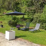 Lily - Au Clos De 3*
